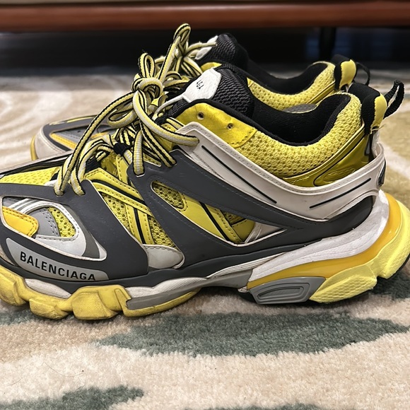 Yellow Gray Balenciagas Size: 40 - Picture 5 of 5